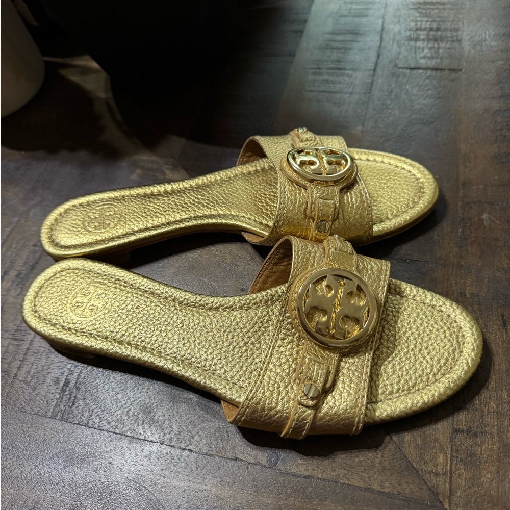 EUC LEATHER TORY BURCH GOLD Leticia Flat Slides - Picture 3 of 8